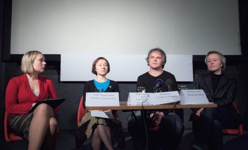 Spaudos konferencijoje (iš kairės): Vilma Levickaitė, Sonata Žalneravičiūtė, Audrius Stonys ir Giedrė Beinoriūtė. 